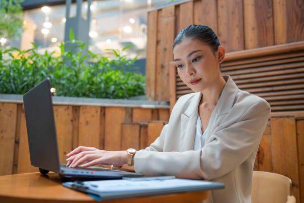 Investor Dealflow Command Center